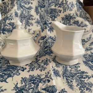Elegant White Porcelain Creamer and Sugar Set